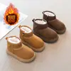 Botas de Neve Novas 2026 para Crianças com Pelúcia Quente Sapatos Grandes de Algodão para Meninas Botas Curtas para Bebê Solado Macio Botas para Meninos Pequenos