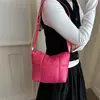 Bolsa de mão xadrez plissada nuvem coreana para mulheres, nova bolsa de mão em cores de doce, bolsa portátil de algodão espacial tipo bolinho