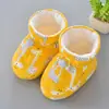 Zapatos de bebé para otoño e invierno calcetines de suela blanda primavera y otoño protección para los pies de bebé recién nacido niño pequeño de 0 a 1 año 3-6 meses no se caen tela