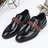 Sapatos Formais Casuais Estilo Britânico, Sapatos Baixos de Couro com Cadarço e Fivela de Couro Patent, Sapatos de Banquete Masculinos Estilo Europeu com Decoração de Metal