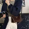 Bolsa feminina moderna estilo Chanel, nova coleção outono/inverno 2026, bolsa tote com corrente e padrão de losangos fosco, bolsa de ombro e transversal popular
