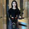Conjunto de duas peças estiloso e elegante: suéter de tricô e calça pantalona xadrez para mulheres, conjunto elegante para afinar a silhueta na primavera e no outono