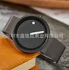 Moda Europea y Americana de Moda Reloj Simple para Hombre Reloj de Cuarzo Correa Milanesa con Correa de Malla En Stock del Fabricante