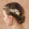 Peine para el cabello de princesa nupcial transfronterizo Aleación de diamante incrustado a mano Peine para el cabello Retro Dorado Floral Traje Xiuhe Accesorios para el cabello