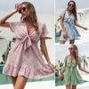 Popular vestido floral pequeño de Amazon con volantes en la parte delantera, anudado, escote en V profundo, manga corta, falda de gasa, ropa de mujer de verano transfronteriza