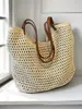 Bolsa artesanal tecida à mão, artística, com design vazado, nicho transfronteiriço, bolsa de ombro versátil, bolsa de praia de grande capacidade para férias à beira-mar