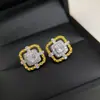 Brincos Stud Versa Estilo Francês Luxo Leve Retrô Diamante Verde para Mulheres, Banhado a 18K Micro-Incrustado Versátil para o Dia a Dia Brincos Mais Vendidos