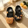 Chinelos de Verão Infantis Estampa de Leopardo Sapatilhas Perfuradas Urso de Pelúcia Desenho Animado Fofo Flores Decorativas para Sapatos Acessórios DIY Atacado