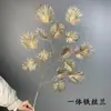 Flores de Simulación para Boda Serie Dorada Hojas de Ginkgo Eucalipto Arreglo Floral para Salón de Bodas Decoración de Pasillo Festival de Primavera Cubo de la Fortuna Flores Artificiales
