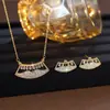 TEMU Conjunto de Colar e Brincos em Forma de Leque com Zircônia de Luxo Leve para Mulheres Corrente de Clavícula Versátil da Moda Joias do Oriente Médio com Toque de Alto Padrão