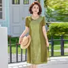 Nuevo vestido de novia estilo chino para suegra, adecuado para uso diario, vestido cheongsam modificado para madres, vestido para mujeres de mediana edad y mayores