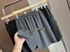 Explosões de Microcrédito Shorts Casuais de Verão Masculinos Calças de Cinco Pontos para Usar por Cima Cor Sólida Versátil Finos Soltos Shorts de Seda de Amora