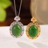 Yilu Plata S925 Plata Esterlina Chapado en Oro Jade Jaspe Hetian Retro Ruyi Colgante Hueco de Fideos de Huevo Lujo Ligero Colgante de Zirconio