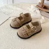 Zapatos de Cuero Estilo Británico Retro para Niñas Modelo Nuevo Primavera y Otoño 2026 con Hebilla de Cinturón Zapatos Mary Jane de Princesa Planos Versátiles y Elegantes