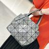 Nova Bolsa de Março com Tachas Coloridas e Diamantes, Pequena Bolsa Geométrica Romboidal de Ombro, Bolsa Quadrada Pequena para o Dia a Dia, Bolsa Feminina