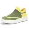 Zapatos casuales para hombre y mujer Four Seasons punta redonda caña baja zapatos de viscosa zapatilla tejida fly knit zapatos de skate slip-on zapatos de moda