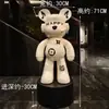 Ornamento de Chão Criativo Urso Espacial Pintado para Sala de Estar ao Lado do Sofá Decorações para Casa Cofrinho