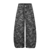 Magic Bear 2026 Nuevos Pantalones Curvos Estilo Americano Jeans Camuflados Sueltos Retro Pantalones de Pierna Ancha Personalizados con Remaches para Hombres y Mujeres