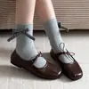 Sapatos Mary Jane estilo retrô francês de balé para mulheres, novo modelo 2026, versátil, confortáveis, adequados para o trajeto e uso casual, sapatos baixos rasos de sola única