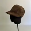 Chapéu Forward de Couro Fosco Estilo Levemente Luxuoso com Bico de Pato para Meninas Outono e Inverno Chapéu de Pintor Quente Retrô Literário e de Alta Qualidade