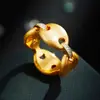 Anel Aberto Ajustável em Tom Dourado Escovado com Micro-Incrustações de Zircônia, Com Textura, Sensação Fashion e de Alto Padrão, Anel para Dedo Indicador Feminino