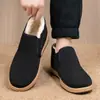 Sapatos de Tecido Old Beijing de Inverno Masculinos, Atacado de Peça Única, Forrados com Lã, Espessados, Quentes, Sapatos de Pai, Sapatos de Calçar Fácil, Sapatos de Algodão
