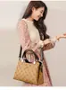 Bolsas Femininas 2026 Nova Moda Bolsa Tote de Couro Macio para o Dia a Dia para Mães de Meia-Idade, Bolsa Transversal de Grande Capacidade para Mulheres