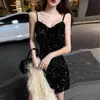 Vestido Corto Sexy para Fiesta de Cumpleaños con Ambiente Festivo, Vestido Lentejuelas con Corte Ajustado y Diseño que Resalta la Cadera, Elegante y Seductor