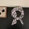 ¡Pequeña literatura y arte gris! Pañuelo Cuadrado Pequeño de Algodón Estampado Azul y Rojo Vintage Estilo Coreano Pañuelo Versátil de Alta Calidad
