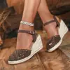Sandalias de Moda Más Vendidas en Aliexpress Estilo Nuevo Punta Cerrada Tacón Cuña Plataforma Gruesa Tira Impermeable Tacón de Alpargata Sandalias de Exportación