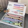 Juego de seis piezas de juego de cuchillos de paja de trigo de color, cuchillo de cocina, cuchillo para fruta, superficie de cuchillo antiadherente, juego de regalo boutique