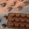 Molde de silicona con forma de corazón para 15 piezas de chocolate, dulces, galletas, pasteles, molde para cubitos de hielo con forma de corazón y gotas de lluvia