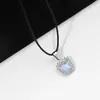 Joyería Transfronteriza Europea y Americana Cadena de Cuerda Negra Dulce Fresca Lujo Ligero Estilo Ópalo Iridiscente Corazón con Incrustaciones de Diamante Mariposa Estrella Colgante Nicho