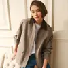 Chaqueta Corta Estilo Nuevo Primavera 2026 Estilo Americano Versátil Chaqueta de Solapa con un Estilo Elegante para el Trabajo y Diseño Casual de Retazos