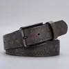 Hebilla de Aleación de Zinc Cinturón para Hombre con Relieve Hebilla de Pin Casual de Negocios Cinturón de Cuero Cinturón de PU para Hombre Cinturón Popular para Hombre Venta al por Mayor