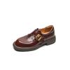 Sapatos de couro texturizado estilo British Academy 2024 Primavera Salto Médio Grosso Couro Completo Metal Fivela Quadrada Boca Profunda Sapatos de camada única para mulheres
