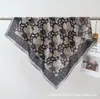 2026 Nuevo Bufanda Cuadrada Pequeña de Algodón Terciopelo Estampada por Ambos Lados para Primavera y Verano Bufanda de Cuello Versátil y Elegante para Mujer que Realza el Cutis