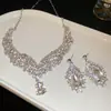Conjunto de colar e brincos em formato de gota cravejados de diamantes transfronteiriços, corrente de clavícula nicho de alta qualidade, acessórios de joias de temperamento fashion de luxo leve