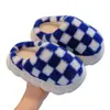 Chinelos de Algodão Infantis para Meninas 2026 Novo Estilo de Inverno para Uso Interno em Casa para Crianças Maiores Meninas Pelúcia Quente Chinelos Pai-Filho
