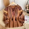 Camisa retro con bordado pesado Q1 para mujer, nueva blusa holgada de vacaciones bohemia de 2024, antiedad