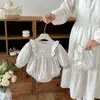 Roupas de Menina Estilo Coreano Outono Novidades Macacão Floral Pastoral para Bebê Body de Manga Longa para Recém-Nascido Roupa para Engatinhar
