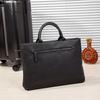 Nueva Bolsa para Computadora Ligera para Hombre Bolsa Portadocumentos Portátil de Gran Capacidad Maletín de Negocios Casual de Cuero Suave Bolsa para Hombre al por Mayor