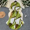 Vestido de manga corta estampado europeo y americano para mujer, otoño, cuello polo, diseño de cinturón en la cintura, nicho, chic, elegante, vestido largo