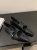 Primer Encuentro 2026 Otoño Estilo Retro Francés Puntiagudo Mary Jane Zapatos de Cuero para Mujer con Una Correa y Boca Baja Tacón Bajo