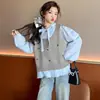Conjunto de Primavera y Otoño para Niñas 2026 Nuevo Estilo Universitario Moda Chaleco de Punto, Camisa y Jeans para Niñas Conjunto de Tres Piezas