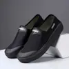 Novos Estilos de Sapatos de Liberação para Homens e Mulheres, Tênis Slip-On de Lona, Sapatos de Proteção do Trabalho para Canteiros de Obras e Fazendas, Antiderrapantes e Resistentes ao Desgaste, Venda Direta do Fabricante