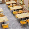 Mesa e Cadeiras de Jantar Famosas na Internet para Lanchonete de Hot Pot Picante, Lanches de Café da Manhã de Restaurante, Loja de Sobremesas e Chá de Leite, Mesa Comercial Personalizada para Restaurante