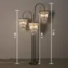 Accesorios de Boda Estilo Europeo Candelabro de Hierro Forjado y Cristal Soporte para Pasillo Salón de Bodas Tiras de Cristal de Hielo para Piso Lámpara de Concha Decoración de Hotel