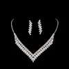 Accesorios de collar de perlas de moda de venta caliente transfronteriza para mujer, pendientes de nicho de lujo ligero a la moda, diseño de pulsera de novia, joyería de alta gama
