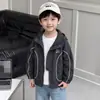 Q075 Jaqueta de Outono da Moda para Meninos, Casaco Novo Tendência para Meninos Pequenos
